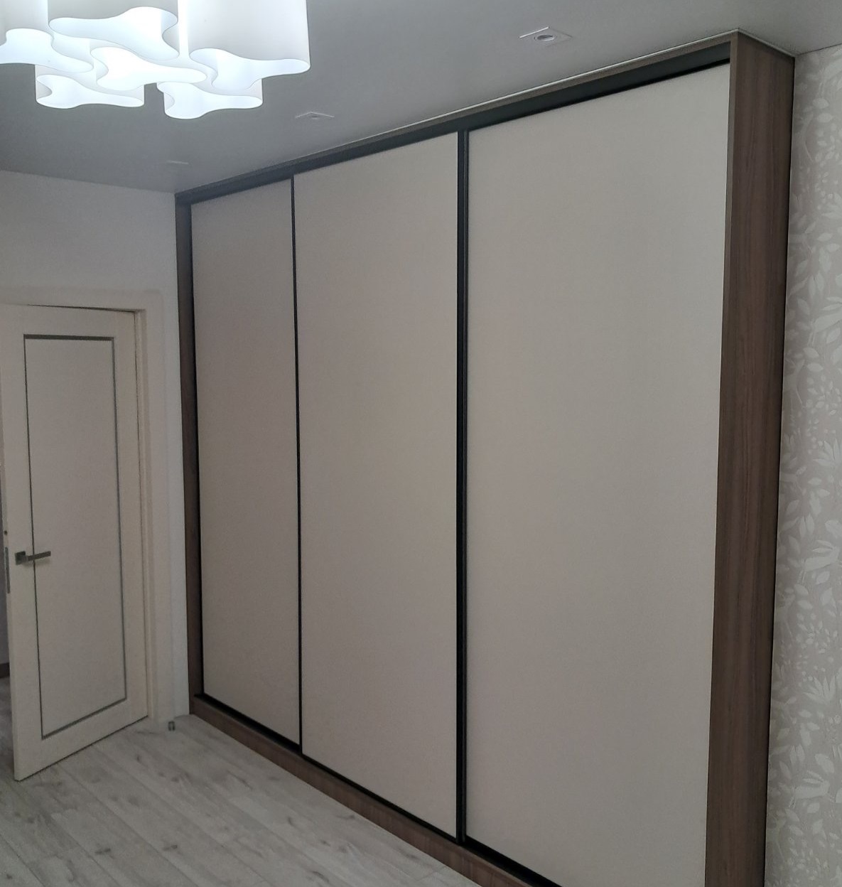 wardrobe-01