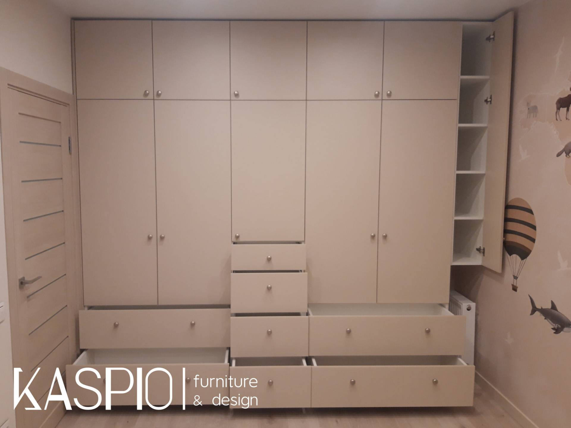 wardrobe 02-1