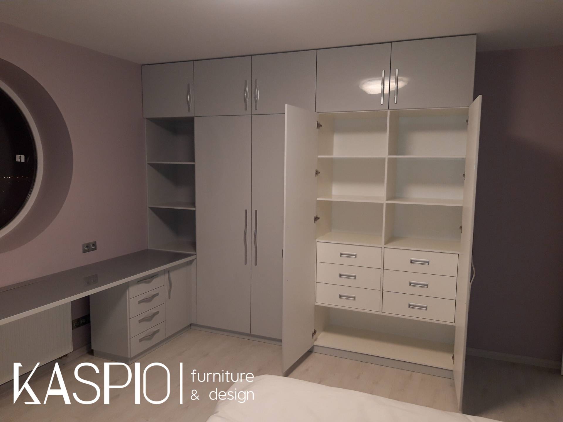 wardrobe 03-2